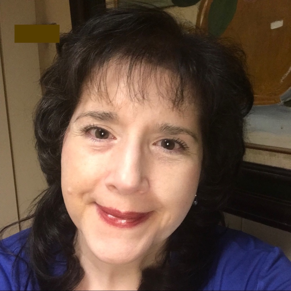 Meet your Posher, Laura-Diane